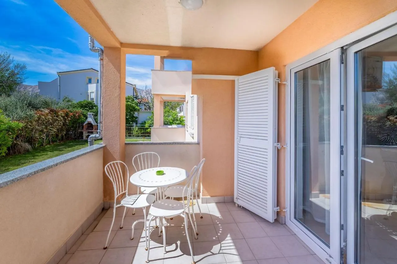 Azzuro Apartment Baska  0*, Baska (Krk) Croatia