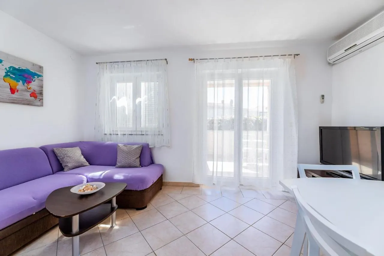 Azzuro Apartment Baska  Baska (Krk)